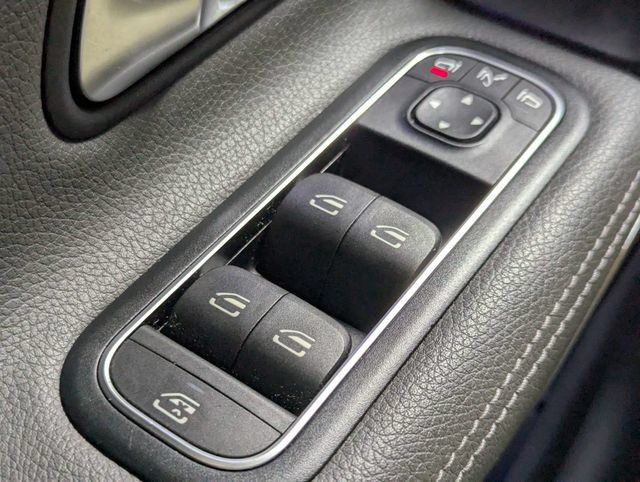 Used 2021 Mercedes-Benz A 35 AMG 4MATIC image 16