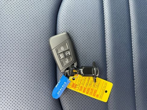 New 2026 Volkswagen Taos SEL image 34