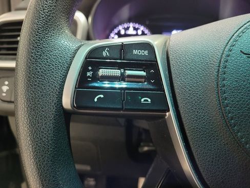 Used 2019 Kia Sorento L image 30