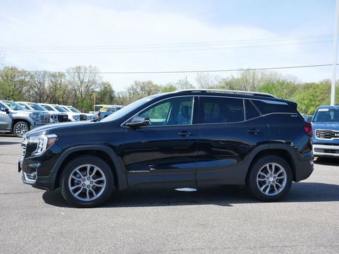 Used 2023 GMC Terrain SLT w/ Infotainment Package II AWD/4WD image 6