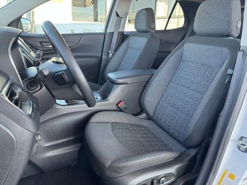 Used 2024 Chevrolet Equinox LT w/ LPO, Floor Liner Package image 21