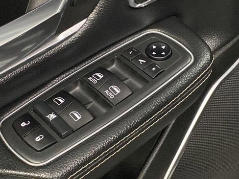 Used 2021 RAM 1500 Laramie w/ Night Edition AWD/4WD image 21