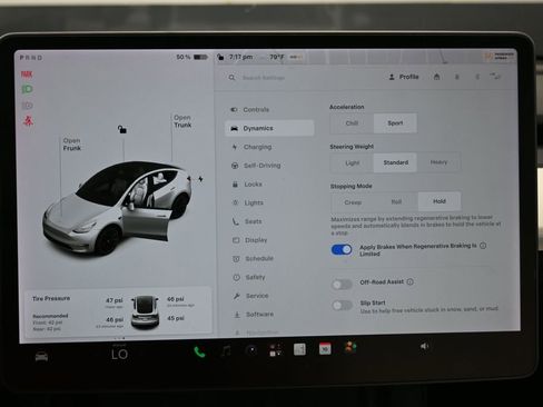 Used 2022 Tesla Model Y Long Range AWD/4WD image 27