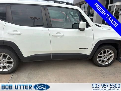 Used 2021 Jeep Renegade Latitude FWD image 4