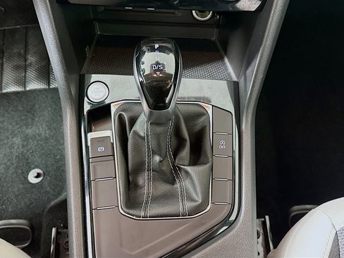 Used 2025 Volkswagen Taos S image 23