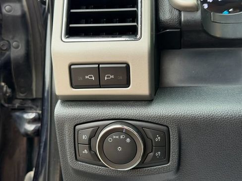 Used 2022 Ford F350 Lariat w/ Chrome Package AWD/4WD image 44