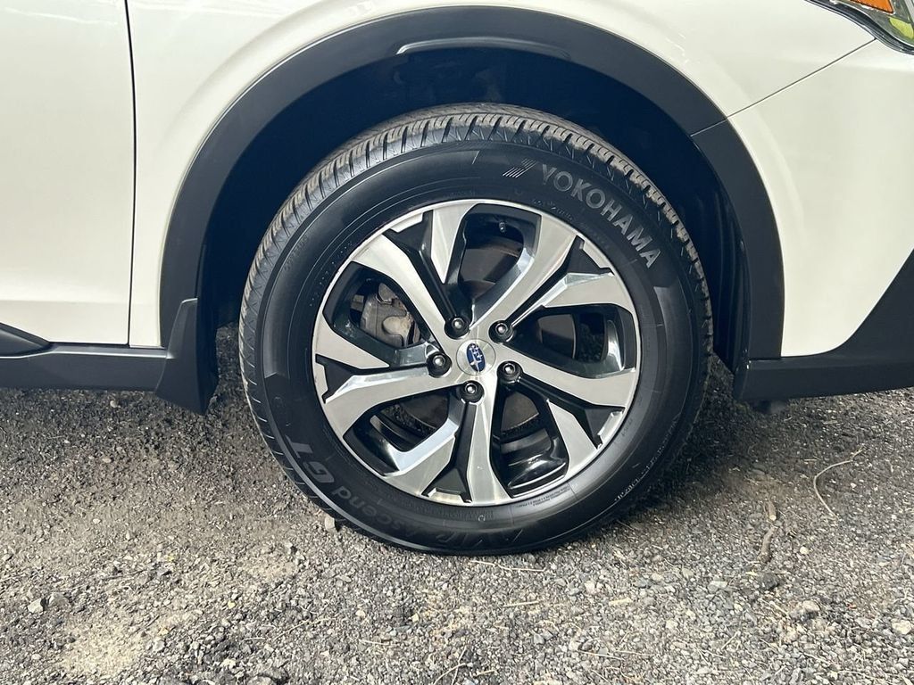 Certified 2022 Subaru Outback Limited AWD/4WD image 13