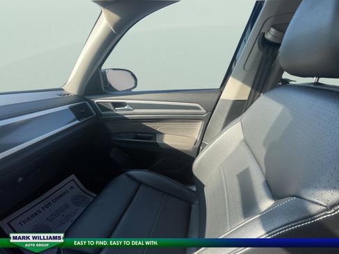 Used 2022 Volkswagen Atlas SEL R-Line image 34
