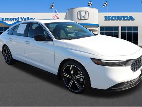 Used 2024 Honda Accord Sport image 1