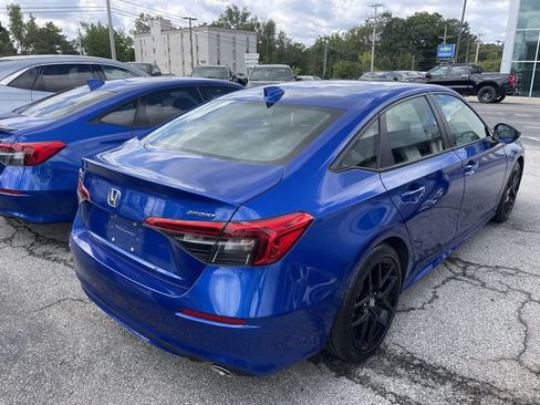 Used 2023 Honda Civic Sport image 9