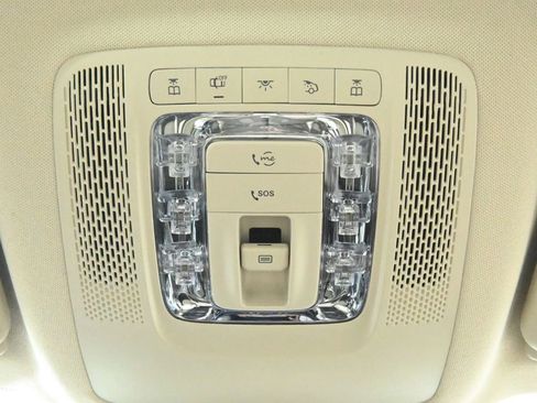 Used 2026 Mercedes-Benz GLS 450 4MATIC image 23