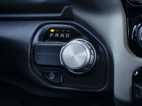 Used 2019 RAM 1500 Laramie image 36