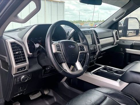 Used 2020 Ford F250 Lariat w/ FX4 Off-Road Package AWD/4WD image 13