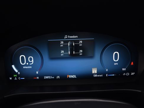 Used 2023 Ford Escape ST-Line Select w/ Tech Pack #2 image 3