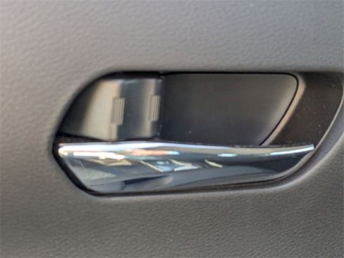 Used 2024 Nissan Kicks SR image 26