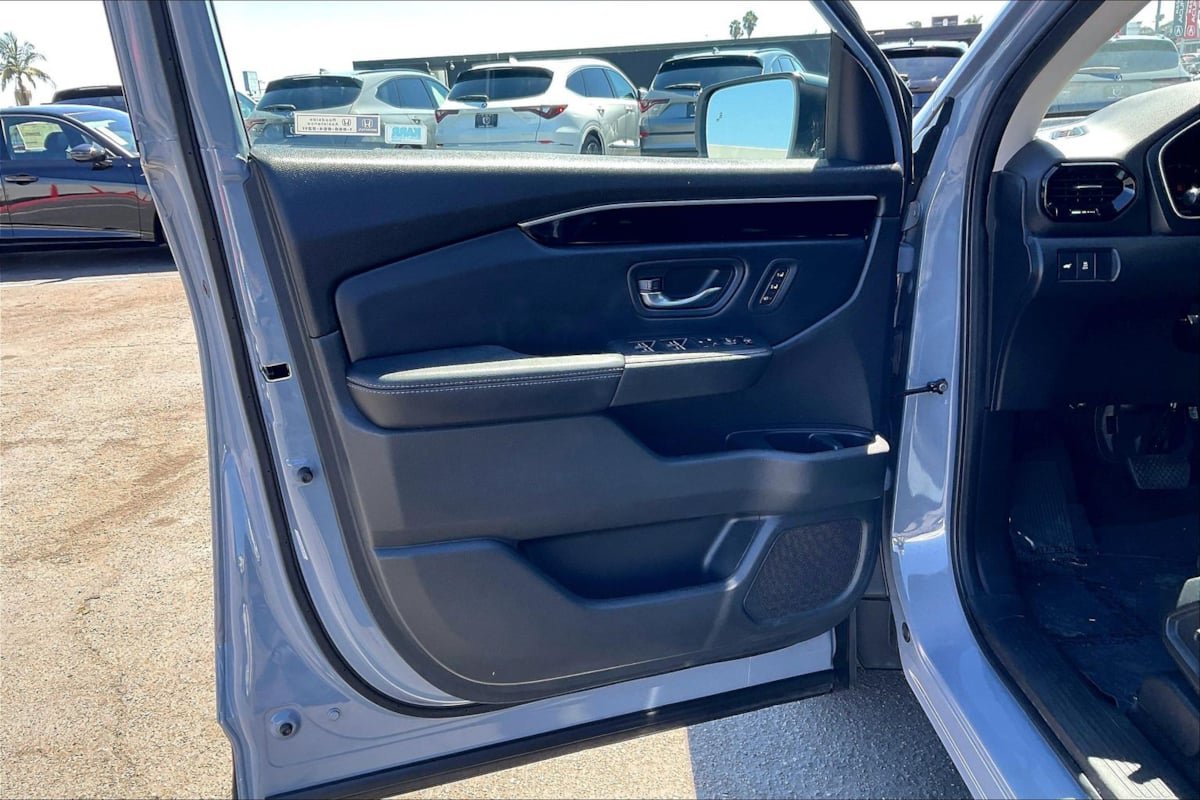 Used 2023 Honda Pilot Touring image 21