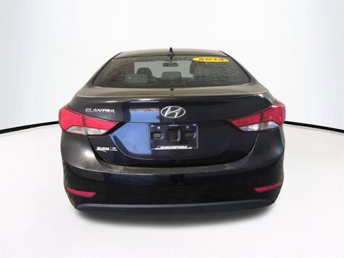 Used 2014 Hyundai Elantra SE w/ Option Group 02 image 6