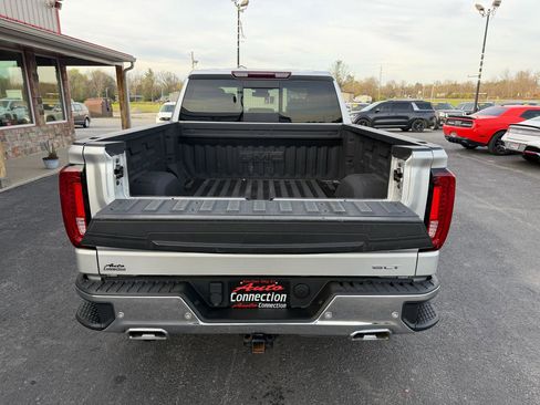 Used 2022 GMC Sierra 1500 SLT w/ SLT Premium Plus Package image 6