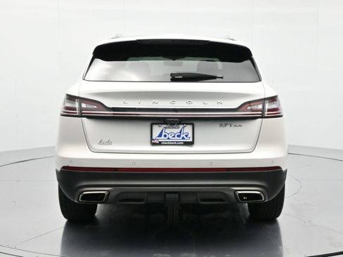 Used 2020 Lincoln Nautilus Reserve w/ Equipment Group 201A image 7