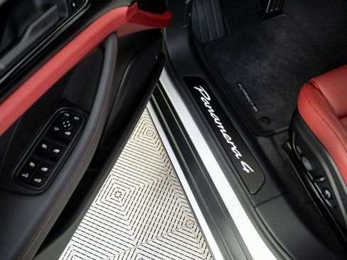 New 2026 Porsche Panamera 4 AWD/4WD image 8
