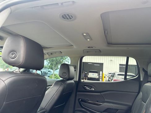 Used 2023 GMC Acadia AT4 w/ Technology Package AWD/4WD image 13