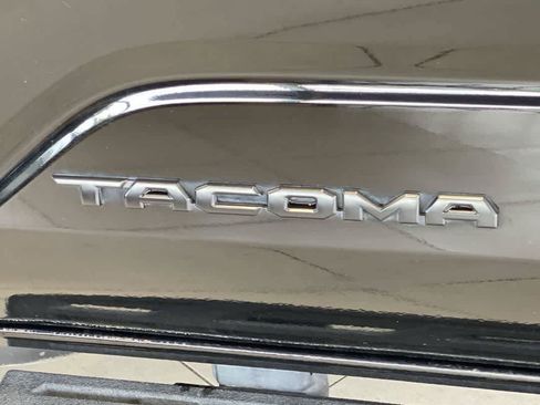 Certified 2024 Toyota Tacoma TRD Sport AWD/4WD image 11