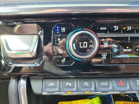 Used 2024 GMC Sierra 1500 Denali Ultimate image 24