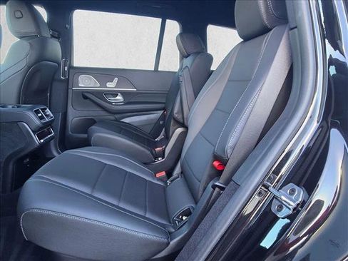 Certified 2025 Mercedes-Benz GLS 450 4MATIC image 16