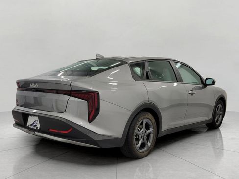 Used 2025 Kia K4 FWD image 19