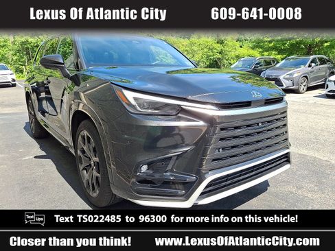 New 2026 Lexus TX 500h AWD image 1