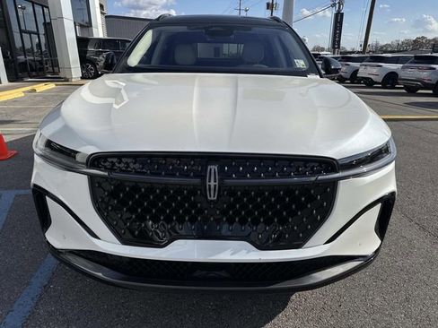 New 2026 Lincoln Nautilus Reserve w/ Jet Appearance Package image 2