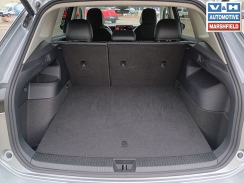 Used 2026 Volkswagen Tiguan SE AWD/4WD image 25