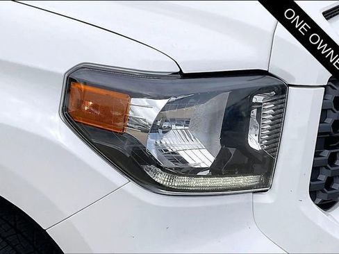 Used 2020 Toyota Tundra SR5 w/ SX Package RWD image 31
