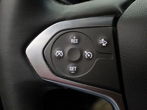 Used 2023 Chevrolet Traverse LT w/ LPO, Floor Liner Package AWD/4WD image 23