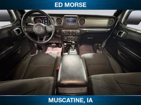 Used 2021 Jeep Gladiator Sport image 10