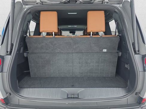 Certified 2024 Lexus GX 550 w/ Cold Area Package image 13