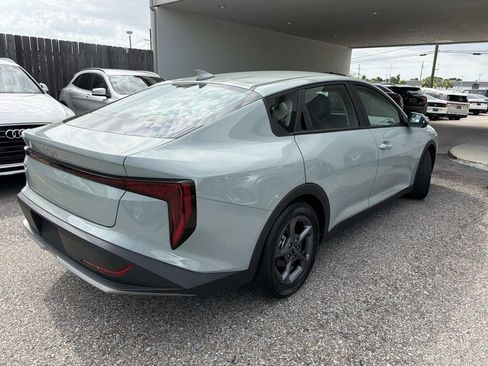 Used 2025 Kia K4 FWD image 7