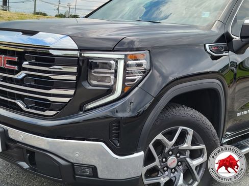 Used 2025 GMC Sierra 1500 SLT w/ SLT Premium Plus Package AWD/4WD image 10