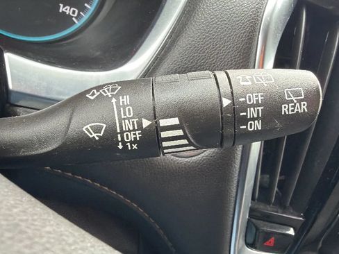 Used 2019 Chevrolet Traverse LS FWD image 13