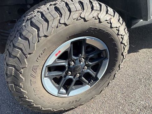 Used 2020 Jeep Wrangler Sport image 4