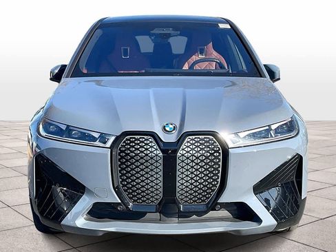 Used 2023 BMW iX xDrive50 w/ Premium Package image 3