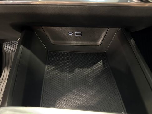New 2026 Chevrolet Equinox LT w/ LPO, Floor Liner Package FWD image 21