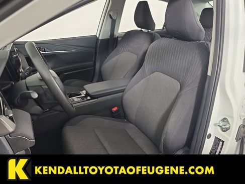 Used 2025 Toyota Camry LE image 16