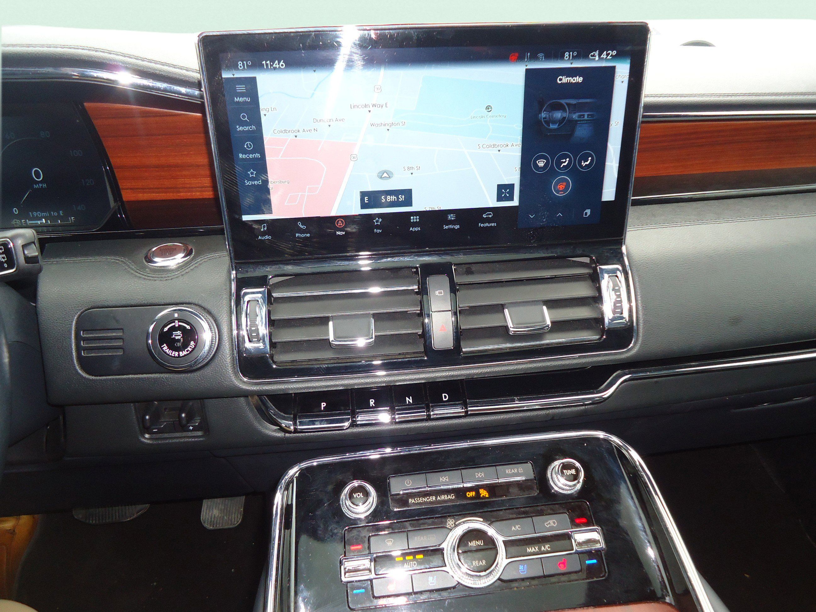 Used 2023 Lincoln Navigator Reserve AWD/4WD image 16