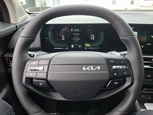 New 2026 Kia Sportage EX AWD/4WD image 17