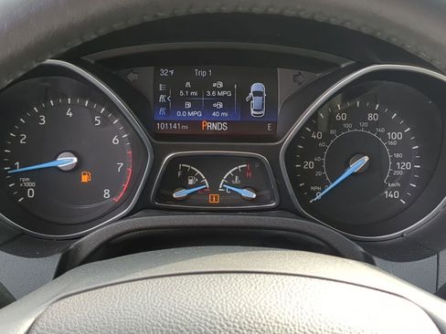 Used 2017 Ford Focus Titanium image 36