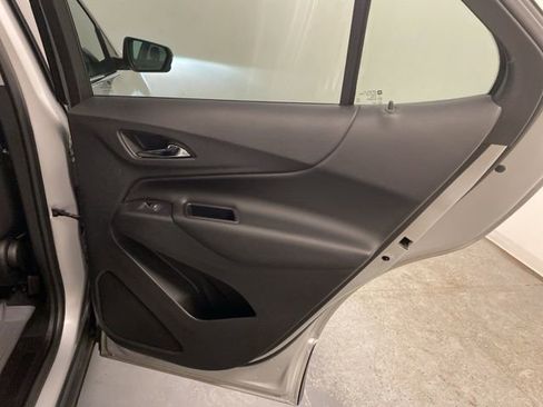 Used 2019 Chevrolet Equinox LT w/ Driver Convenience Package AWD/4WD image 25