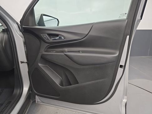 Used 2019 Chevrolet Equinox LT image 43