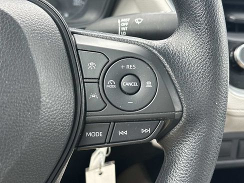 Used 2024 Toyota Corolla Cross L AWD/4WD image 23