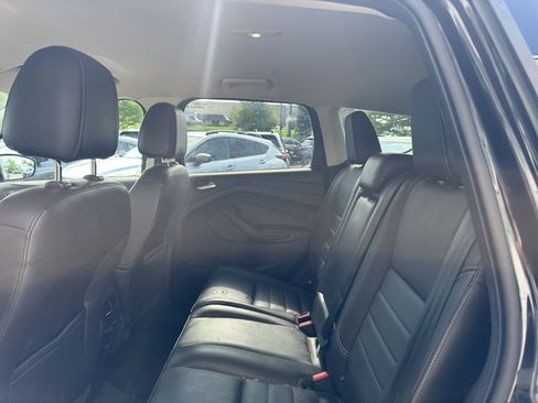 Used 2015 Ford Escape SE w/ Equipment Group 201A FWD image 10